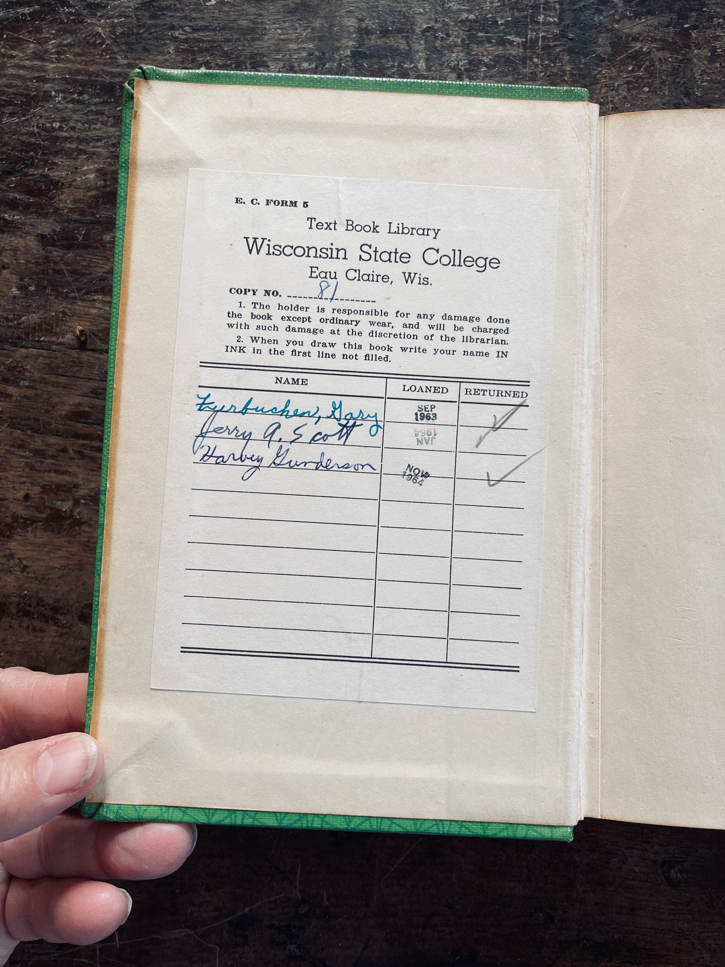 1962 Beginning Readings in French Vintage Library Book