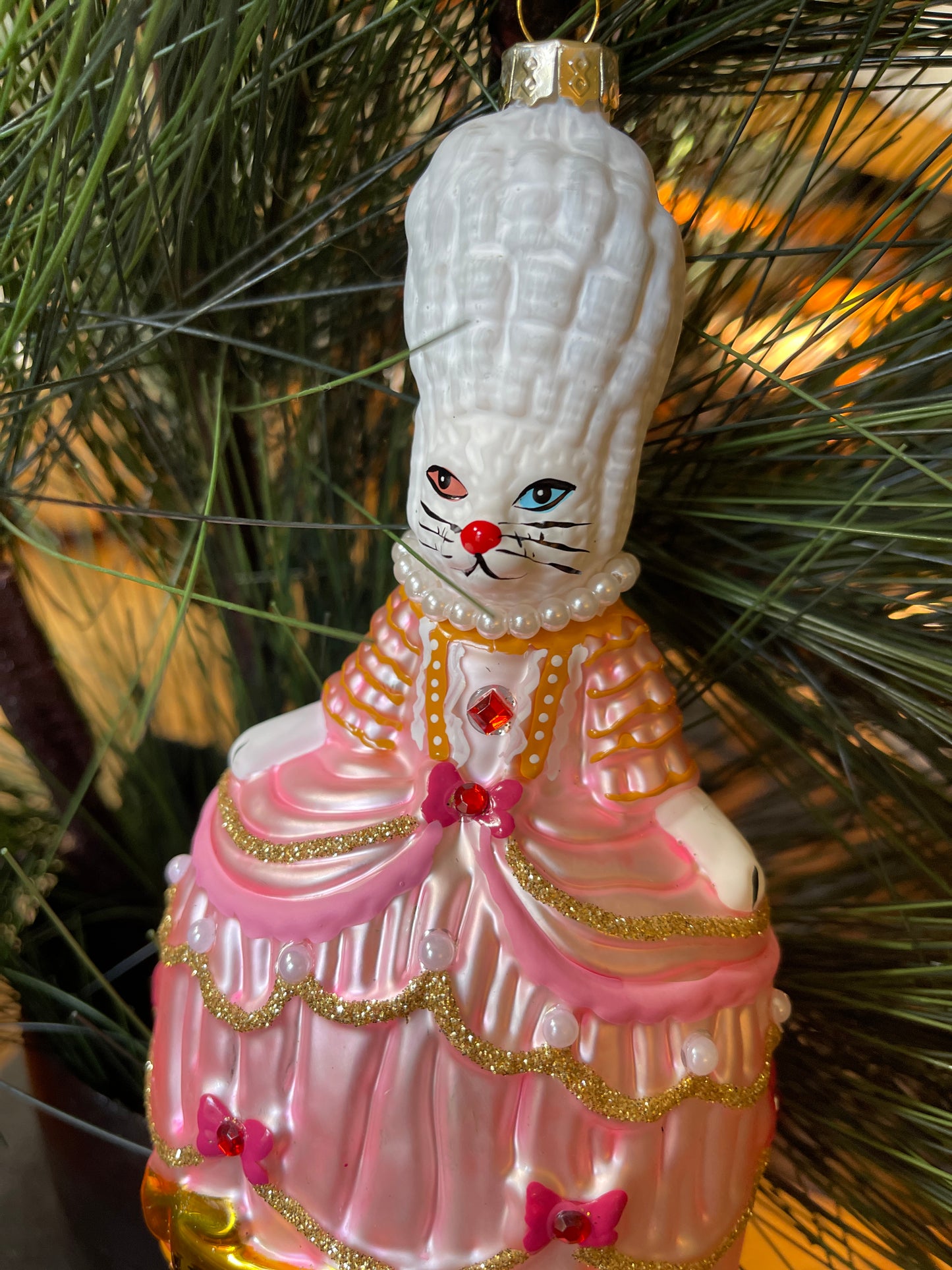 Marie Antoinette White Cat Glass Ornament Let Them Eat Cake Masterpiece Collection