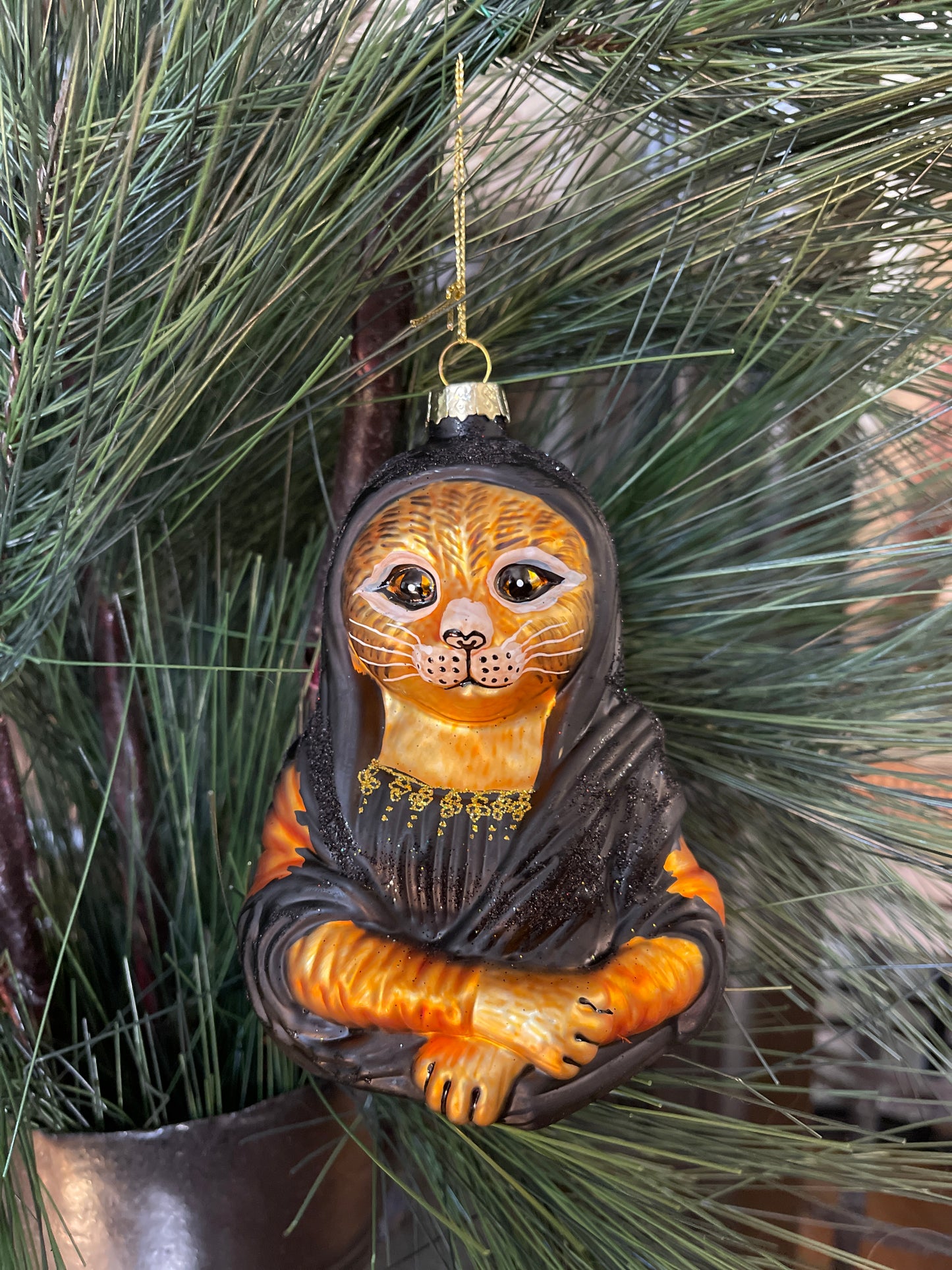 Mona Lisa Orange Tabby Cat Ornament Masterpiece Collection