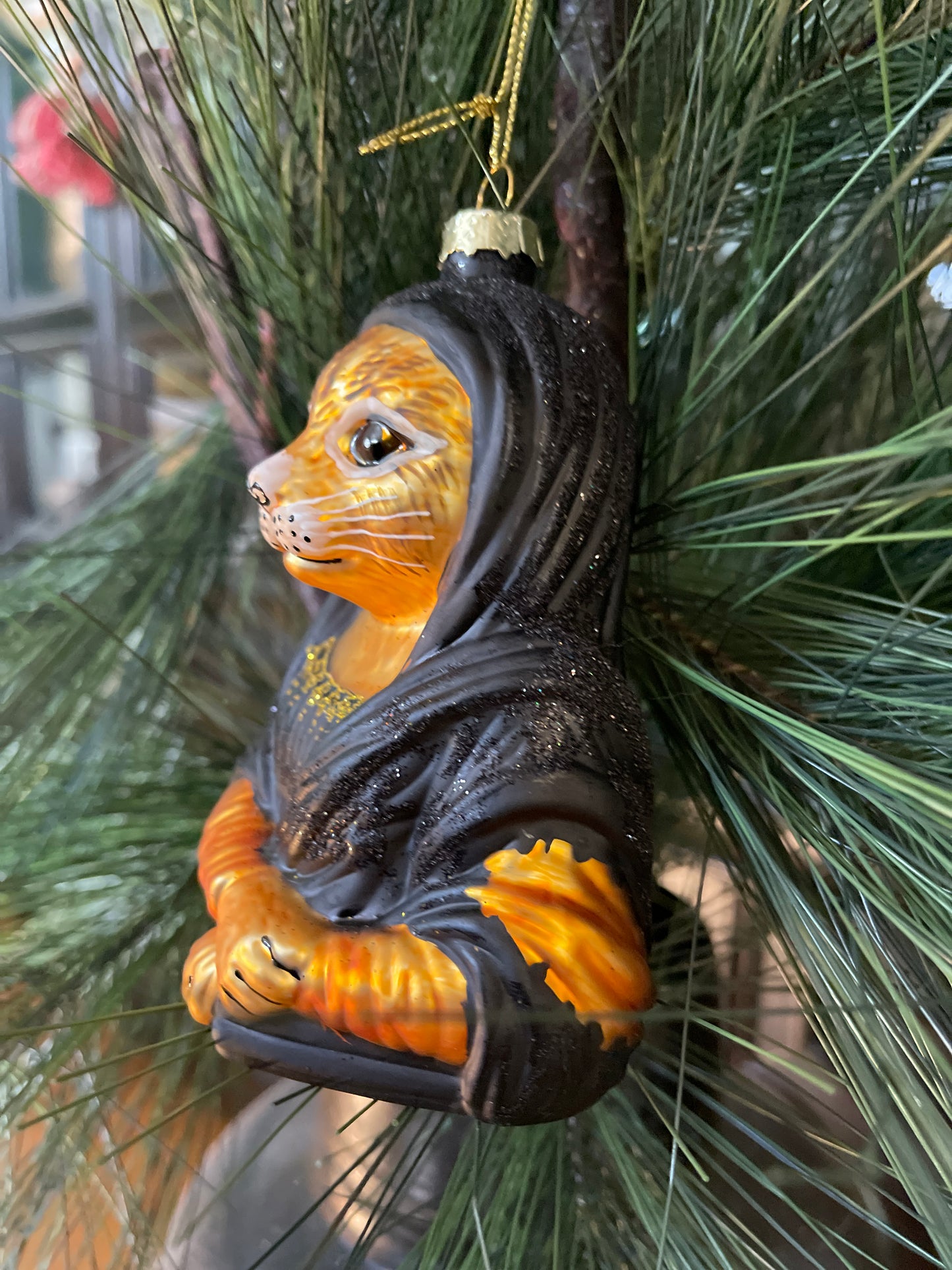 Mona Lisa Orange Tabby Cat Ornament Masterpiece Collection