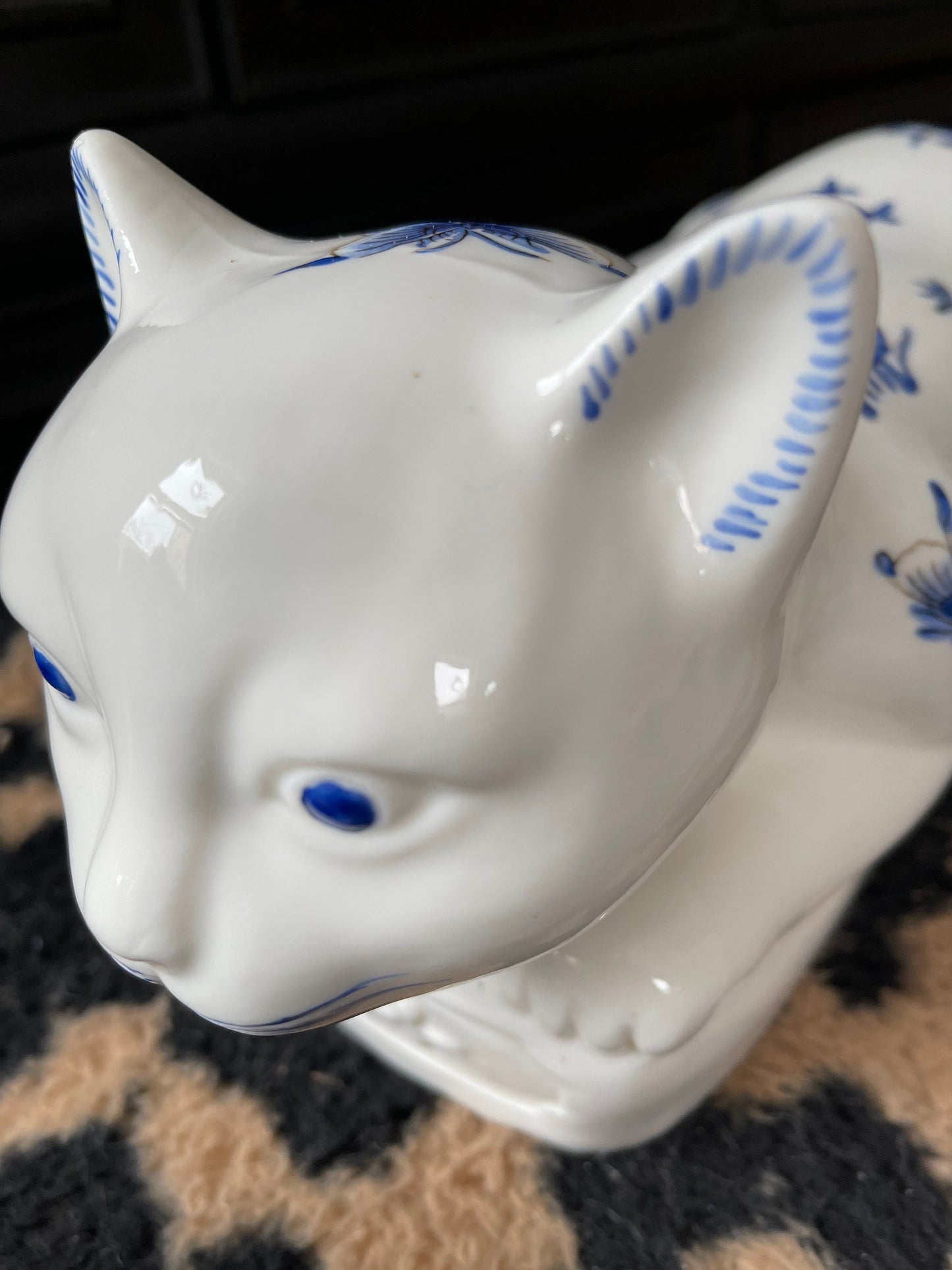 Vintage Chinoiserie Blue and White Ceramic 14” Cat