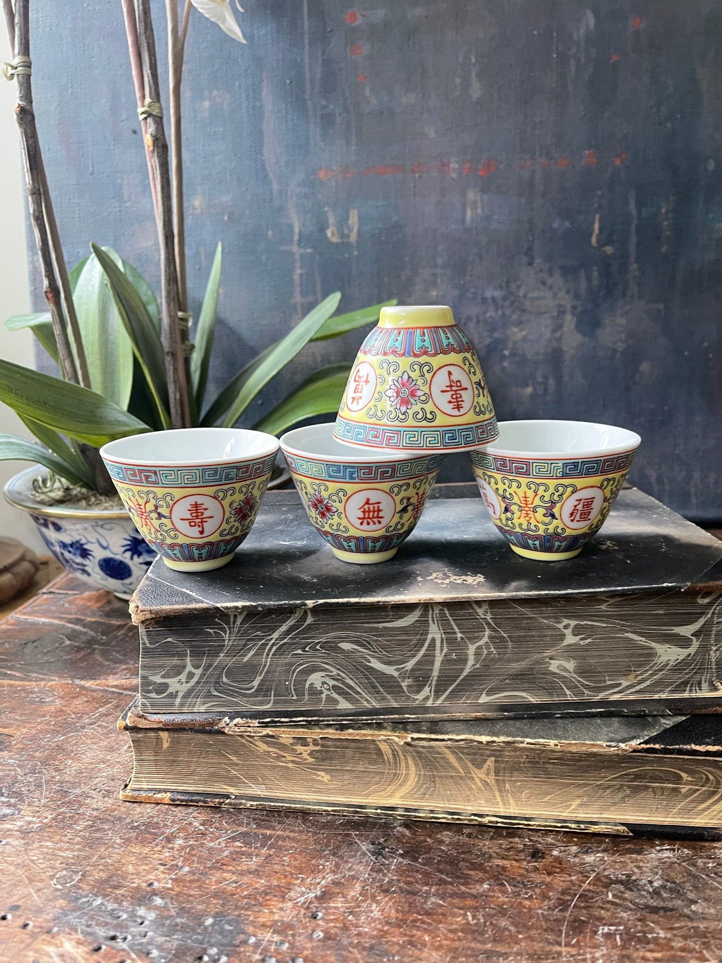 Set of Four (4) Yellow Chinoiserie Sake Cups Chinese Symbols Cheers!