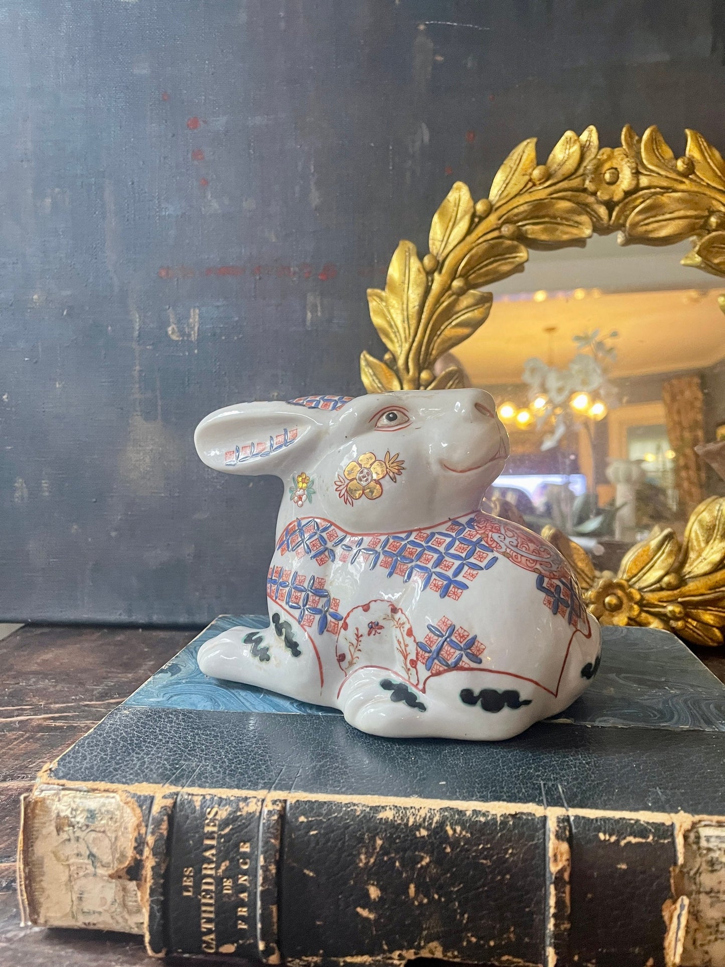 Vintage Chinoiserie Ceramic Rabbit