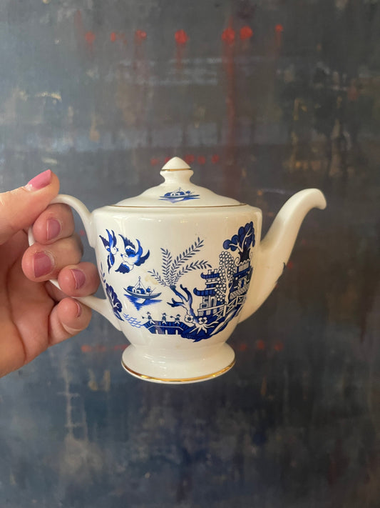 Small blue and white Staffordshire blue willow teapot grand millennial