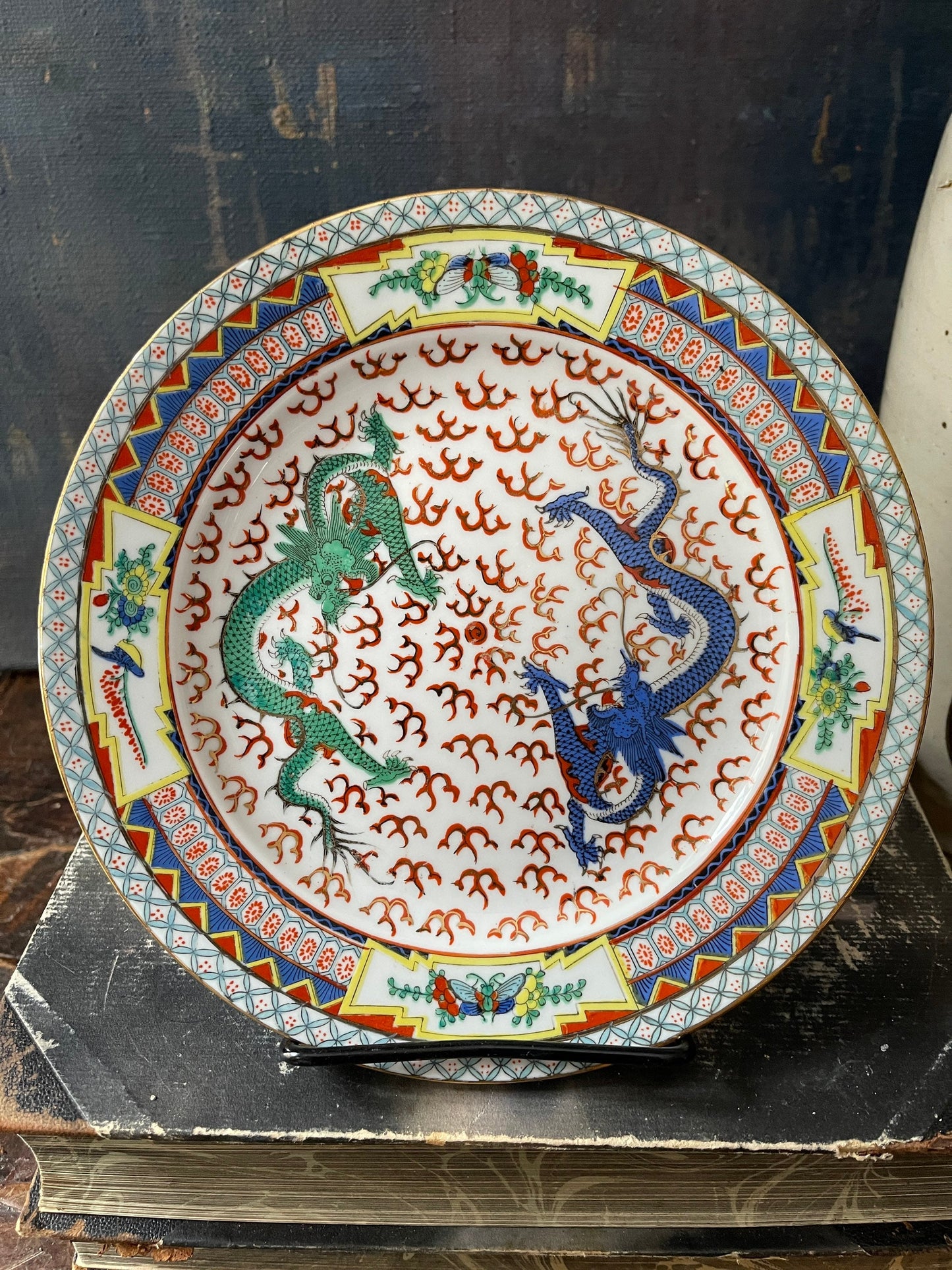 Vintage Double Dragon Chinese Porcelain 8” Plate