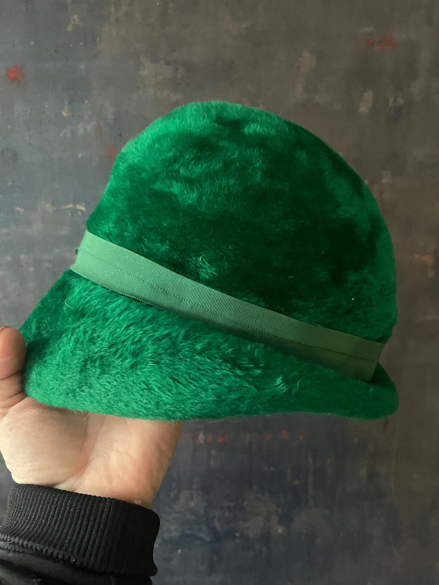 Vintage 1960s Emerald Green Austrian Cloche Hat