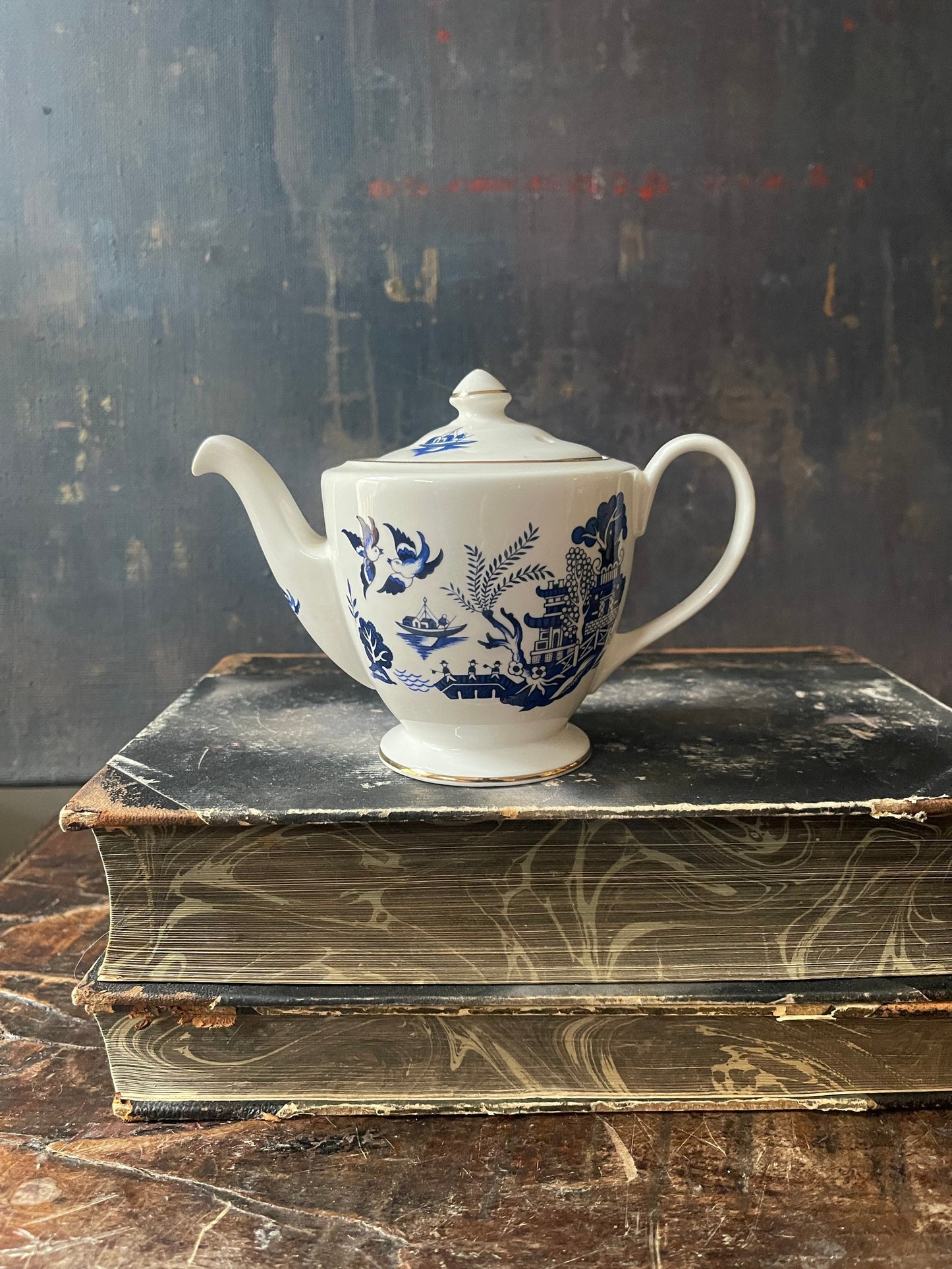 Small blue and white Staffordshire blue willow teapot grand millennial