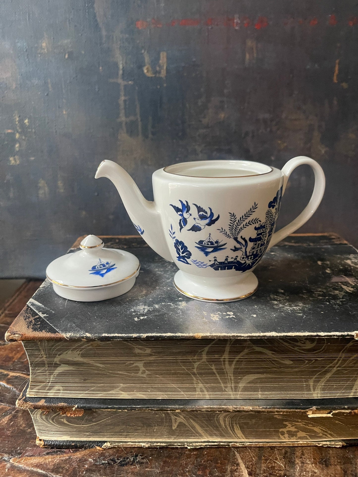 Small blue and white Staffordshire blue willow teapot grand millennial