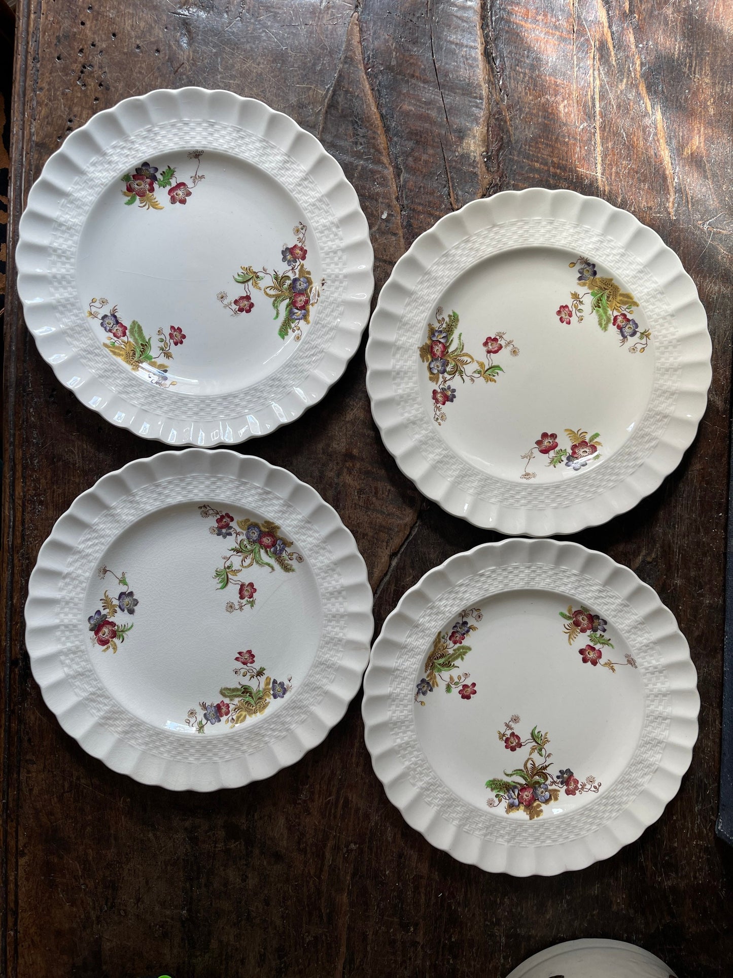 Set of Four (4) Vintage Copeland Spode Wicker Lane 8 7/8” Plates