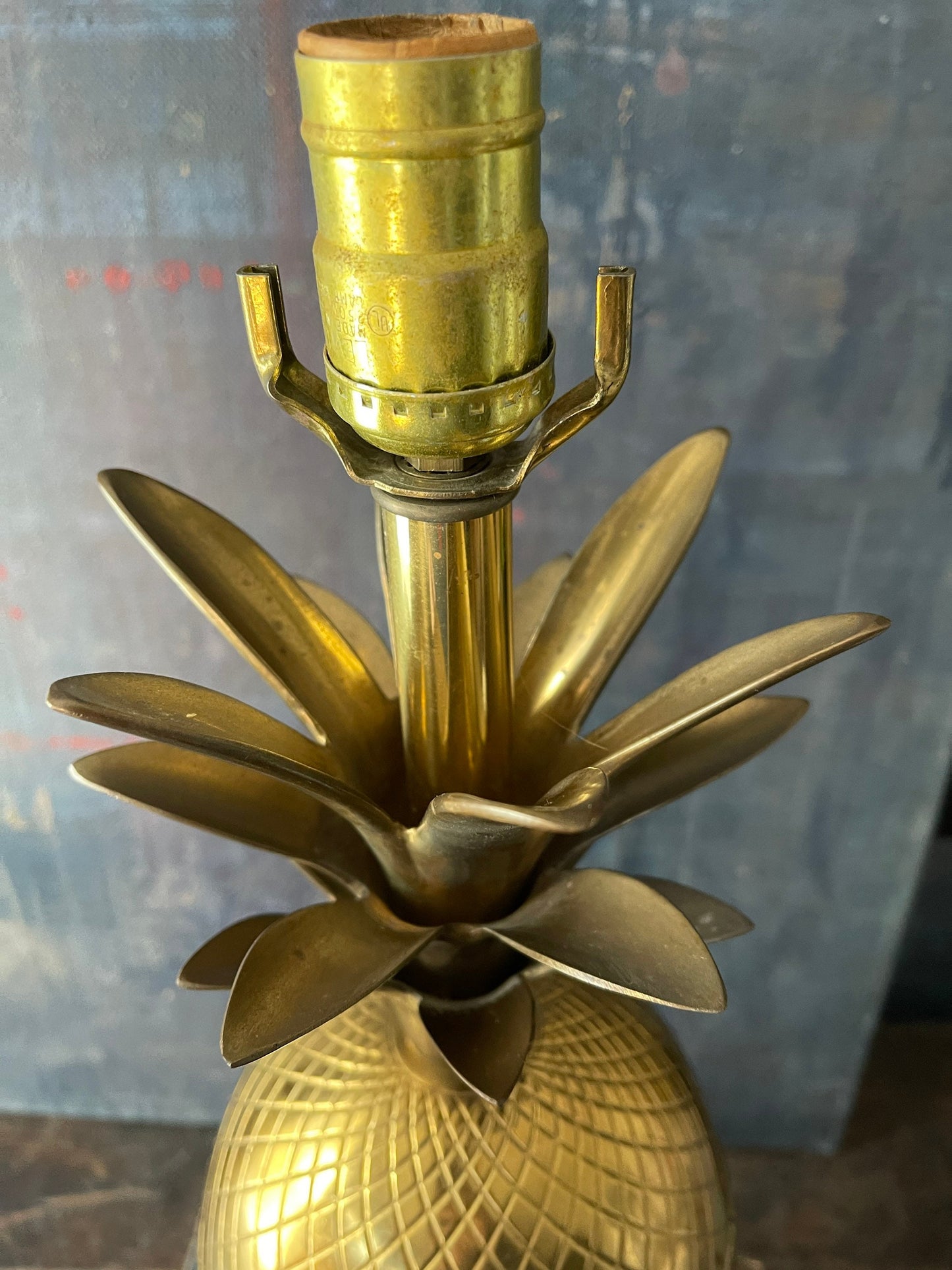 Vintage Brass Pineapple Table Lamp