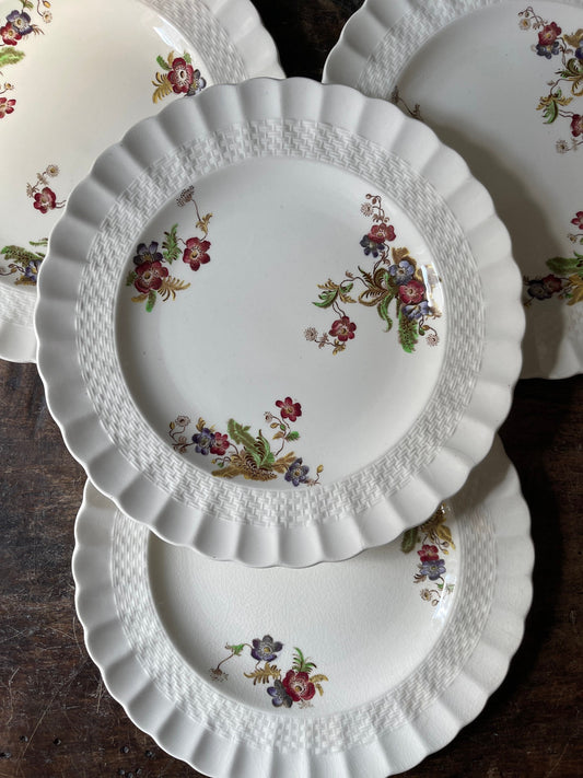 Set of Four (4) Vintage Copeland Spode Wicker Lane 8 7/8” Plates