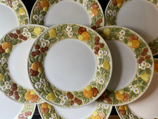 Set of Nine (9) Vernon Della Robbia Dinner Plates 1970s Green Yellow Orange