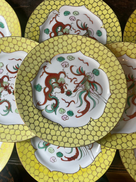 Set of Ten (10) Yellow Dragon Chinoiserie 10.25” Dinner Plates