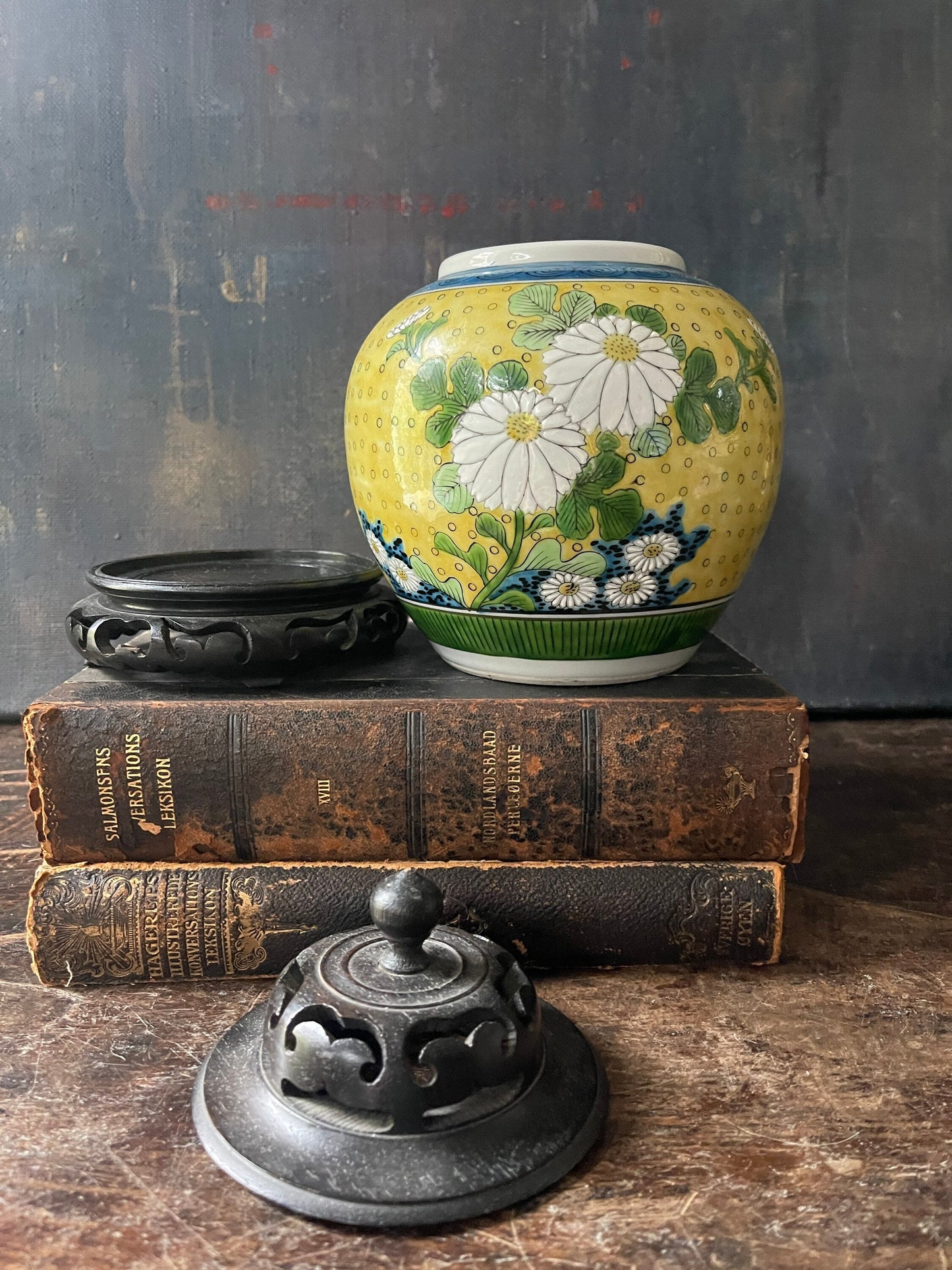 Vintage Yellow Kutani Chinoiserie Ginger Jar on Stand