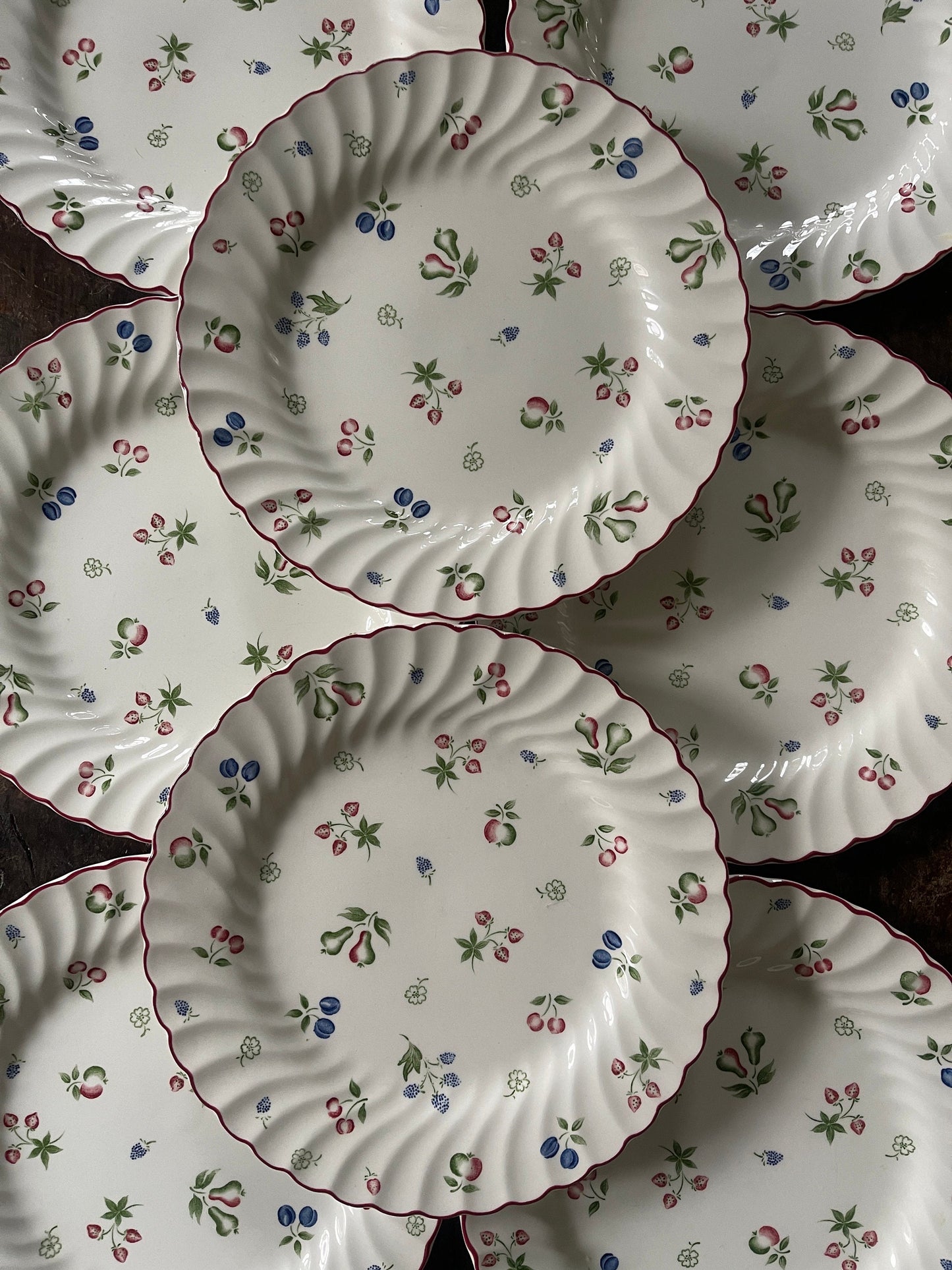 Set of Eight (8) English Johnson Brothers 9.25” Plates in Sweetbriar