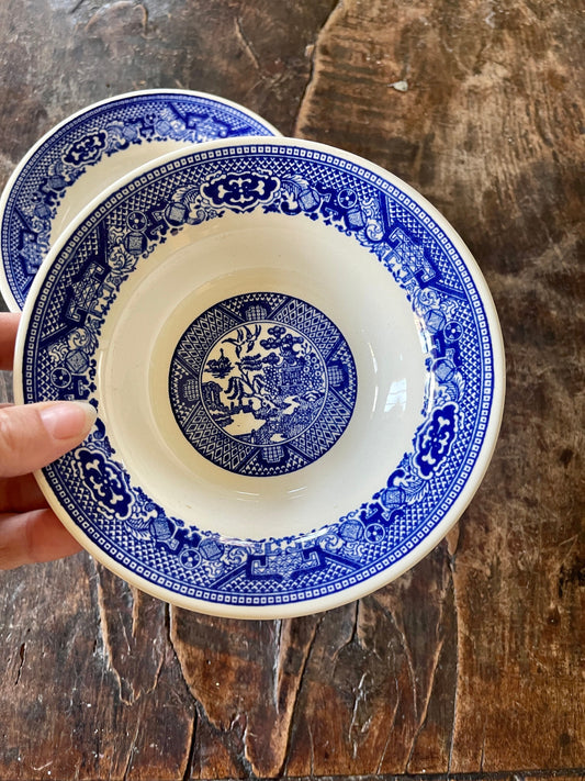 Set of Four (4) 6.25” Blue Willow Small Berry Bowls Vintage