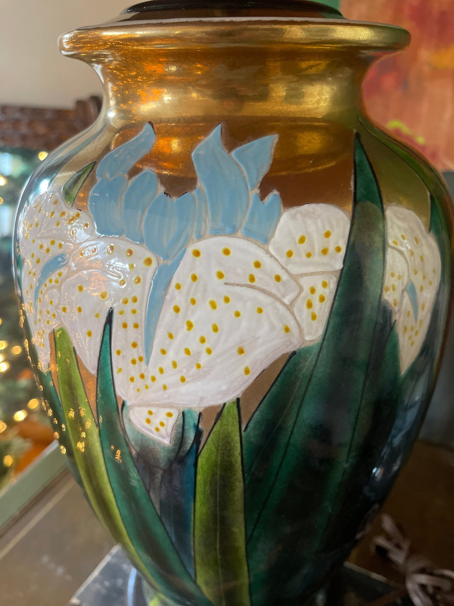 Vintage Enamel Painted Iris Lamp