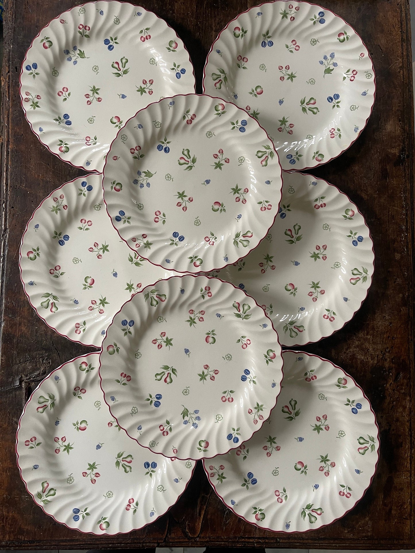 Set of Eight (8) English Johnson Brothers 9.25” Plates in Sweetbriar