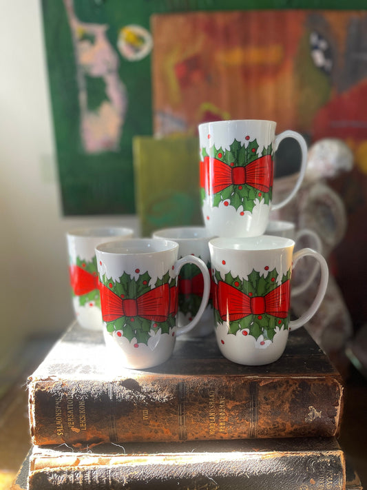 Set of Six (6) Fitz and Floyd Holly Mugs