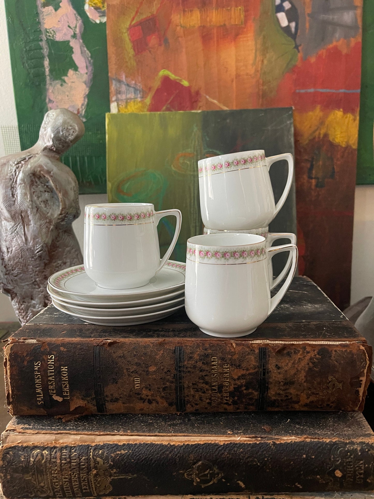 Set of Four (4) Vintage Art Deco Rosenthal Teacups and Saucers in Donatello