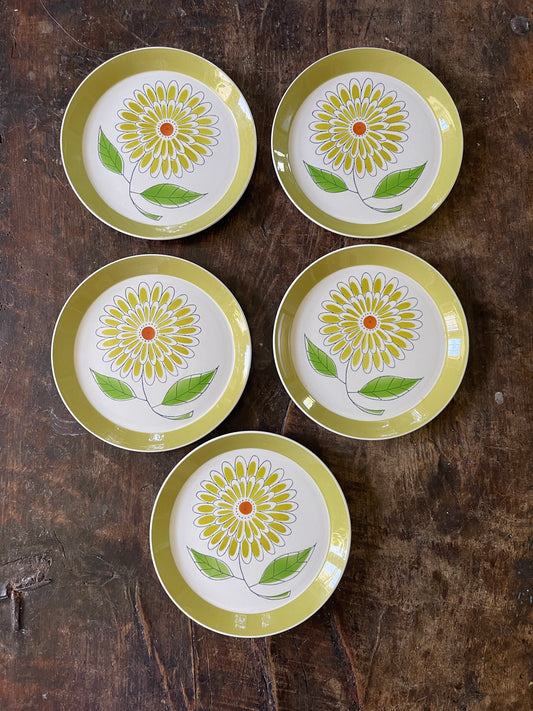 Set of Five (5) Avocado Green 1960s Mikasa Floral 7 5/8” Plates in Duplex Pattern