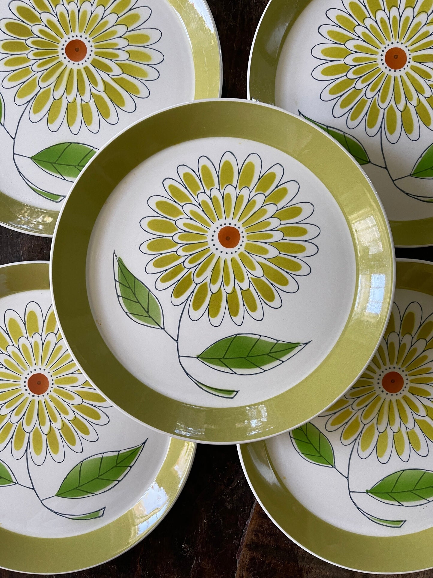 Set of Five (5) Avocado Green 1960s Mikasa Floral 7 5/8” Plates in Duplex Pattern