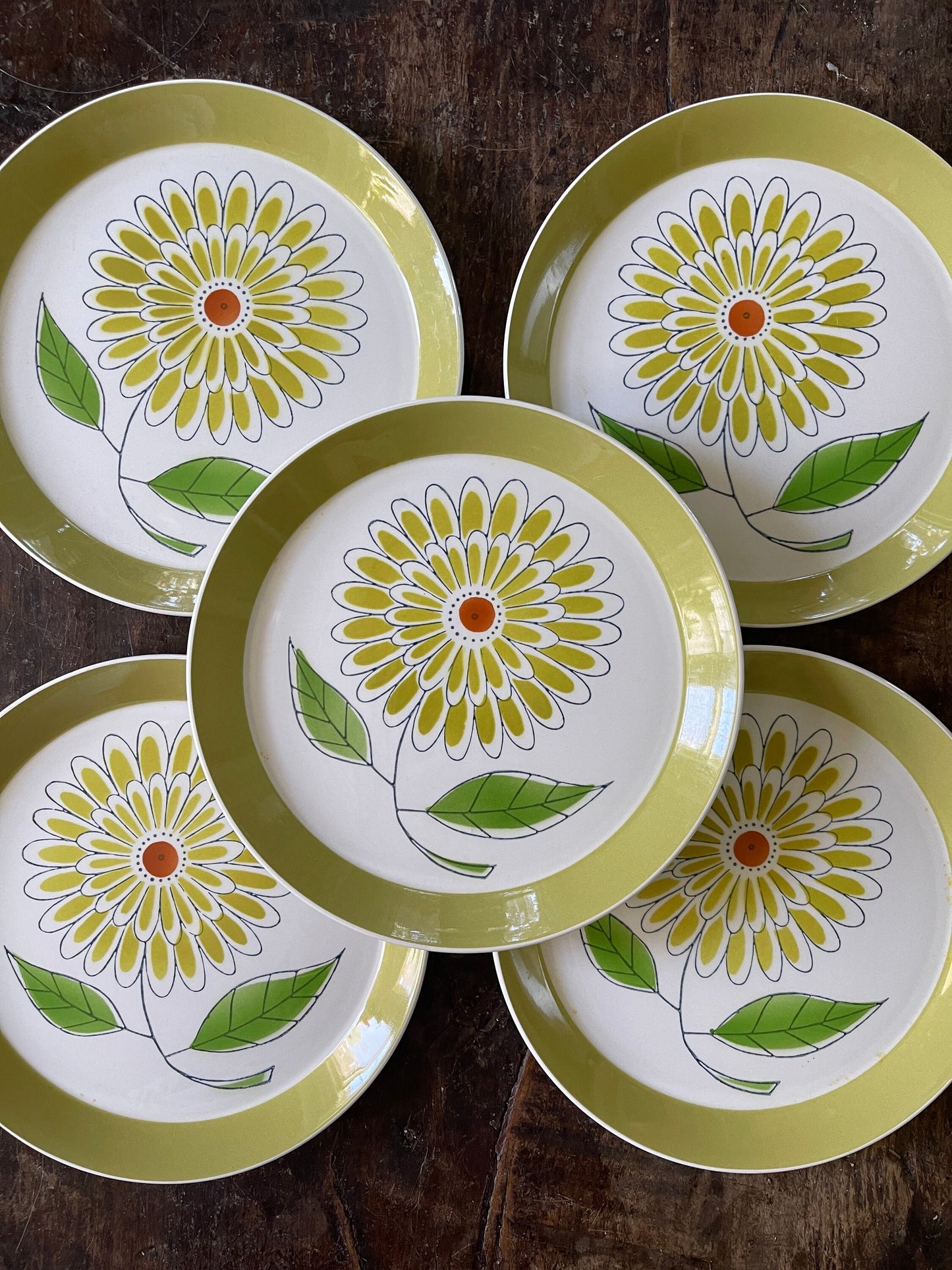 Set of Five (5) Avocado Green 1960s Mikasa Floral 7 5/8” Plates in Duplex Pattern