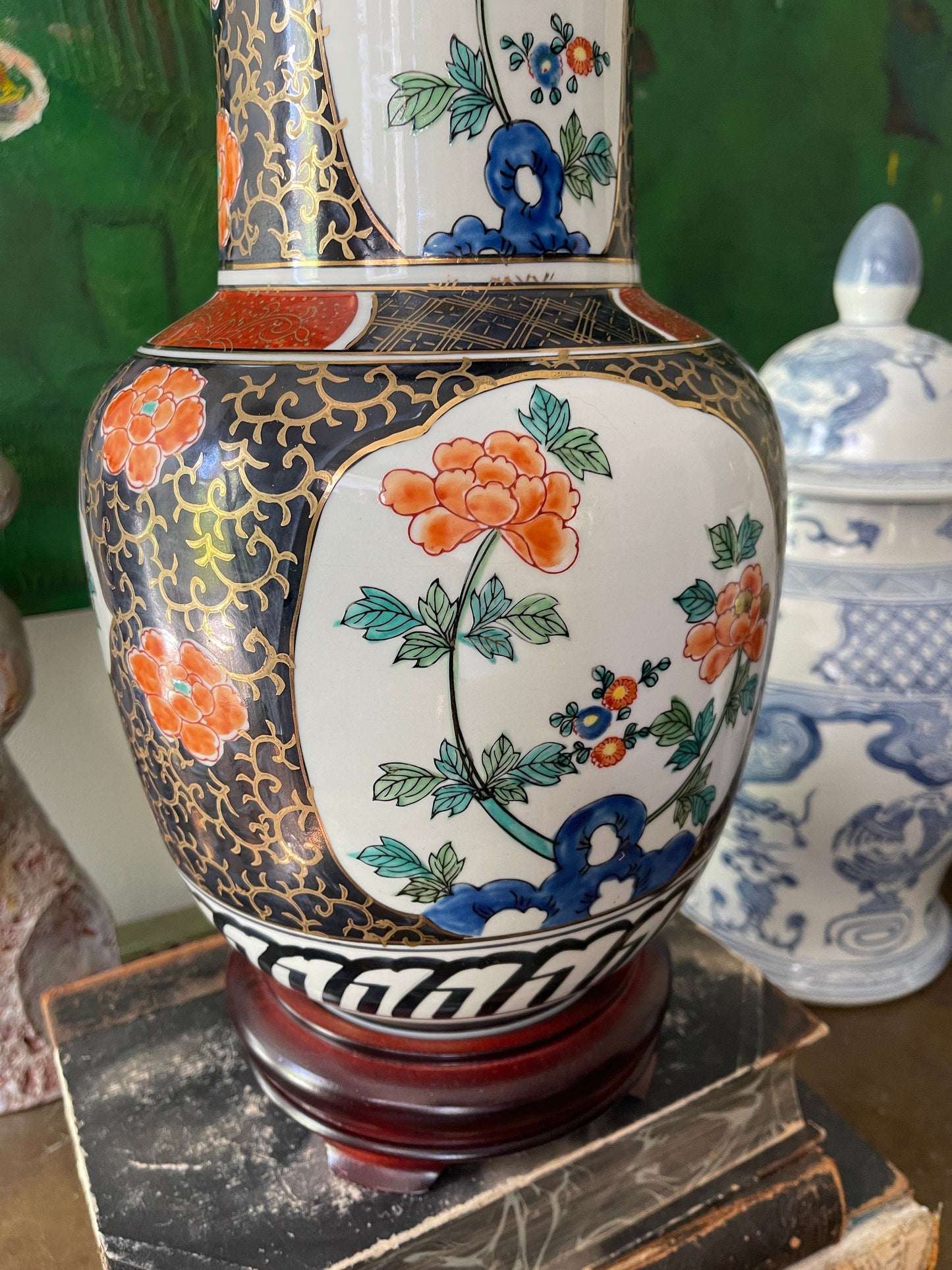 Vintage Imari Chinoiserie Navy Blue Table Lamp