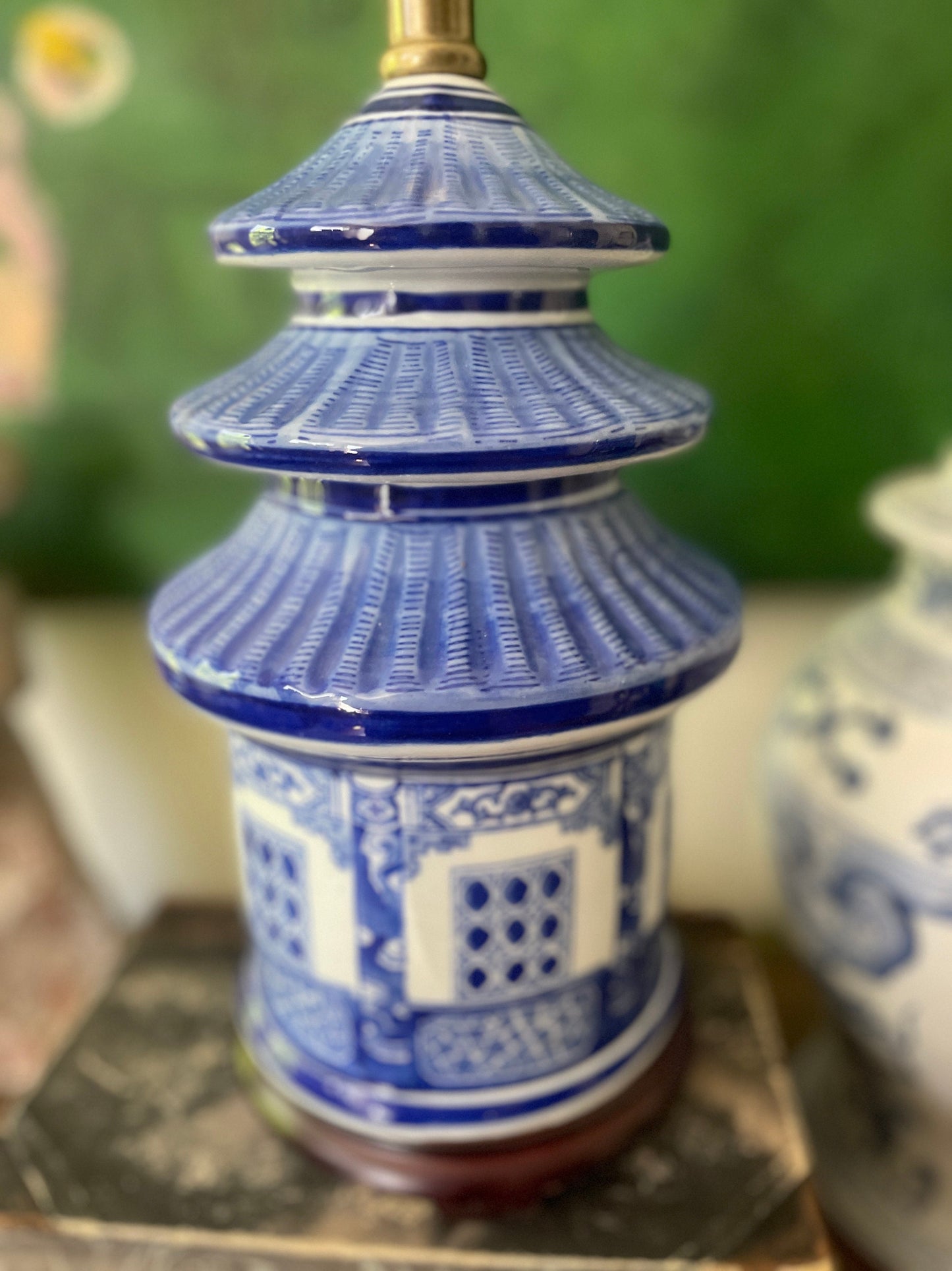 Blue and White Pagoda Shaped Table Lamp